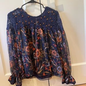 Anthropology flowy long sleeve top size S